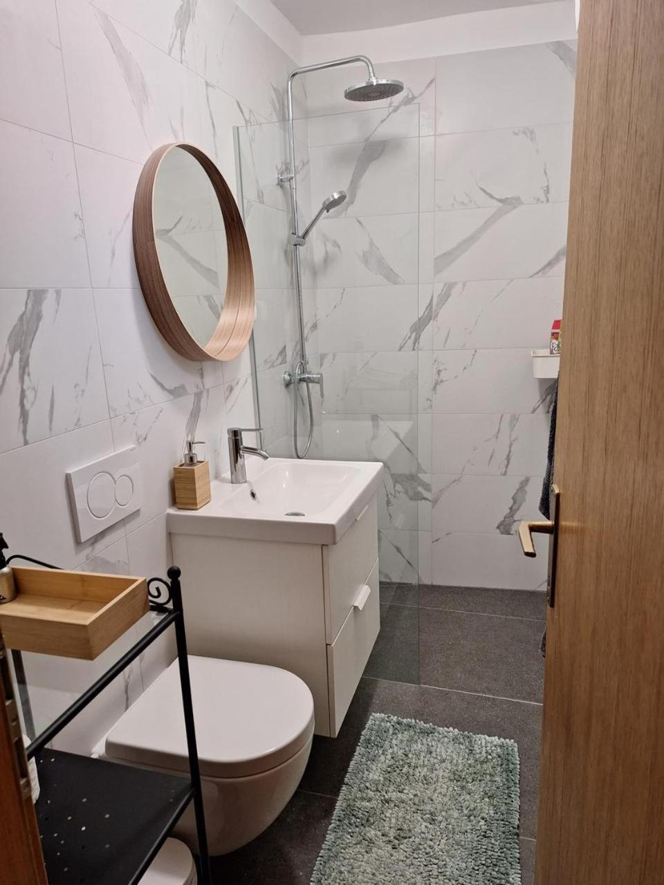 Avrora House Free Parking In Old Town Apartment Ljubljana Exterior foto